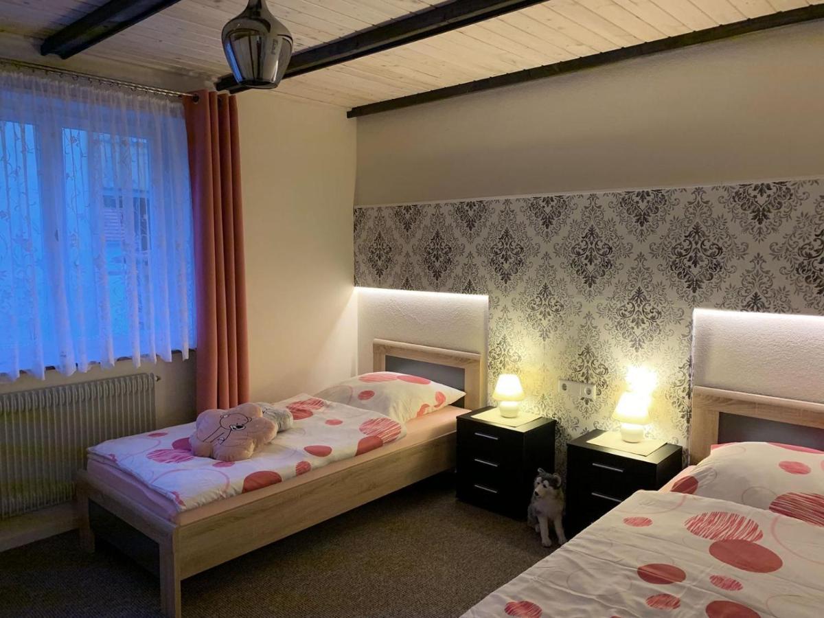 Ferienwohnung Bullentaele Albstadt Exteriör bild